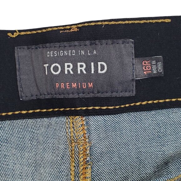 Torrid 16R Jeans Bombshell Skinny Dark Wash Stretch Denim Mid Rise Distressed - Picture 8 of 13